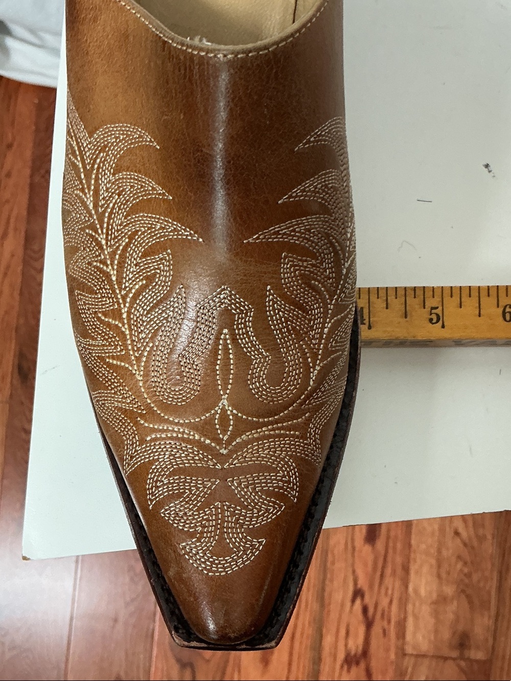 Lucchese Charlie 1 Horse Embroidered Tan Leather Snip Toe Mule - Picture 12 of 12